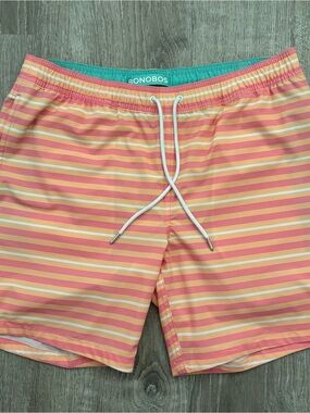 Bonobos Swim Shorts Trunks 
Size Small 
EUC